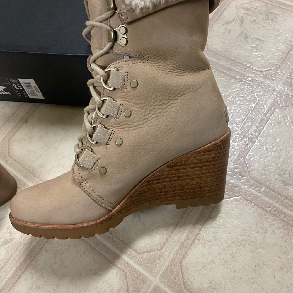 SOREL After Hours Lace Shearling Bootie - Picture 9 of 12